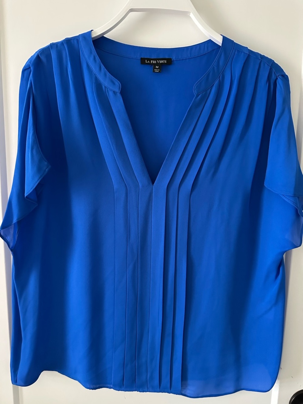 La Fée Verte Women's Cobalt Blue Pleated V-Neck Blouse